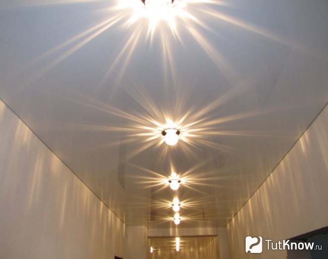Установка светодиодных светильников в натяжной потолок