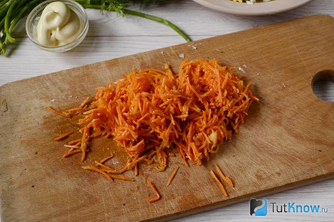 Рубленная морковка по-корейски