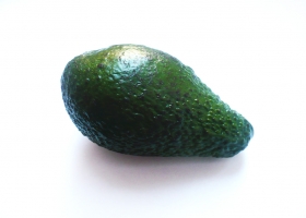 Авокадо (аллигаторова груша)