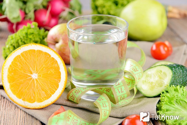 Рацион спортсмена овощи и вода