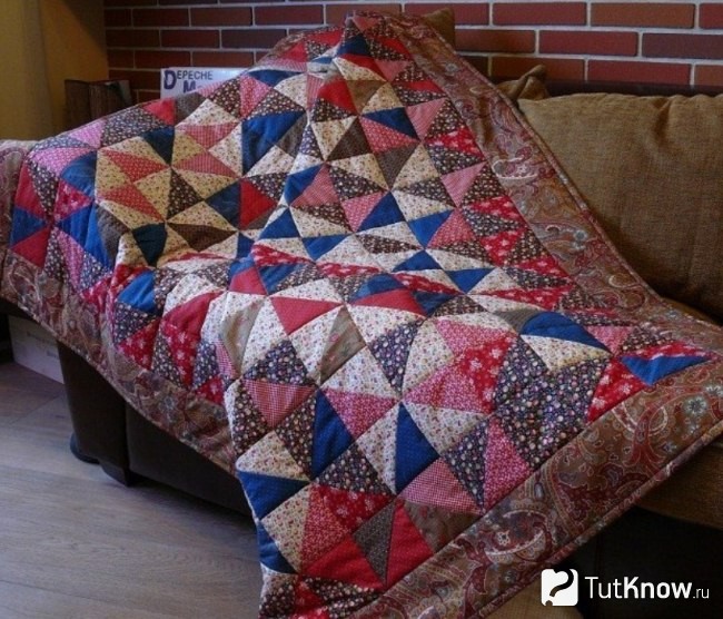 Изготовление одеяла из лоскутов в технике треугольников