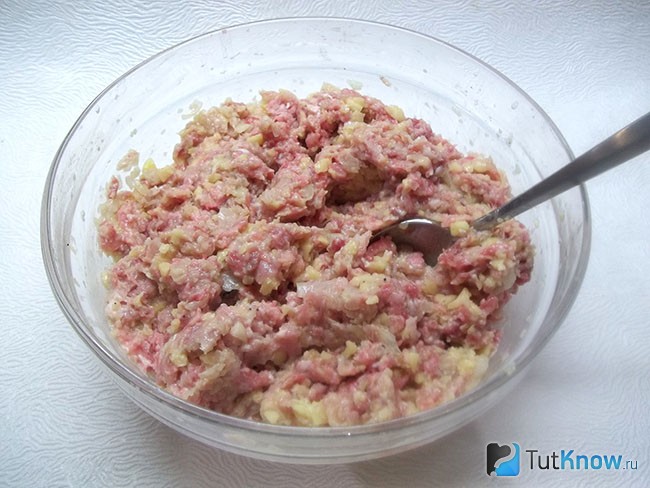 Фарш вымешан