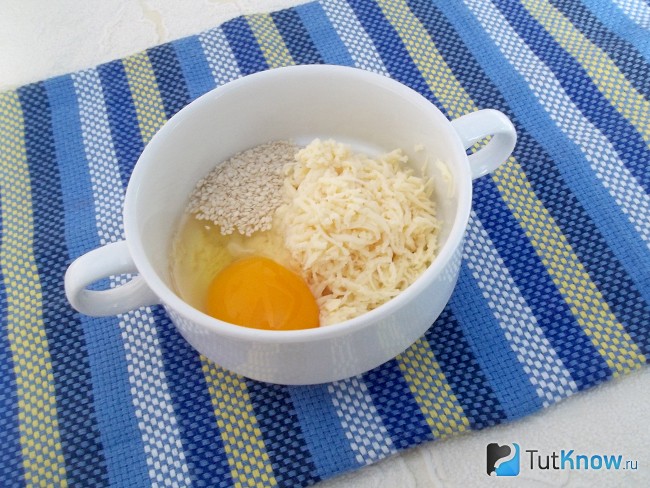 К продуктам добавлен кунжут