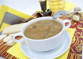 Гороховый суп на мясных фрикадельках