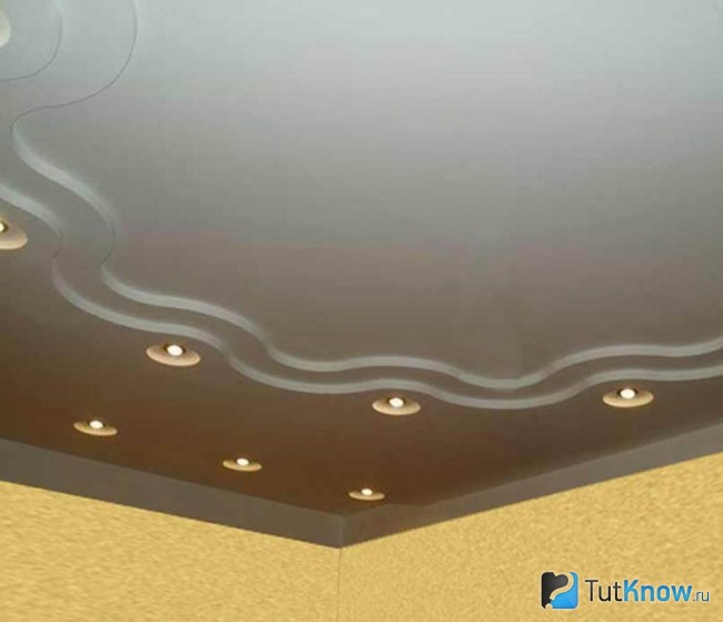 Открытая подсветка в потолке из гипсокартона