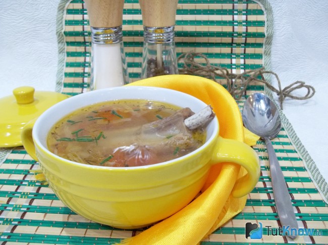 Готовые щи из свежей капусты