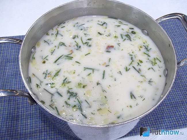 Продукты залиты грибным отварном
