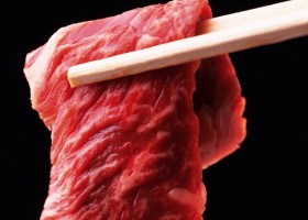 Чем опасно употребление мяса?