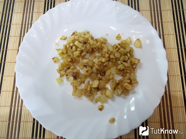Кабачковая мякоть прожарена