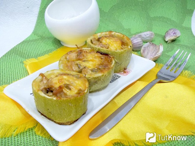 Готовые кабачки фаршированные мясом