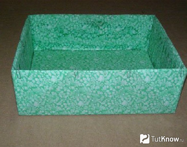 Декорированная тканью коробку