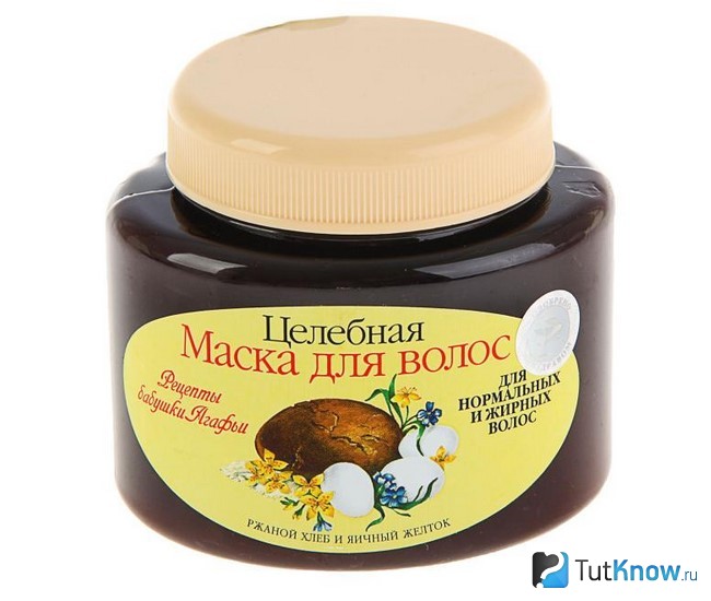 Производственная маска для волос на основе хлеба и желтка