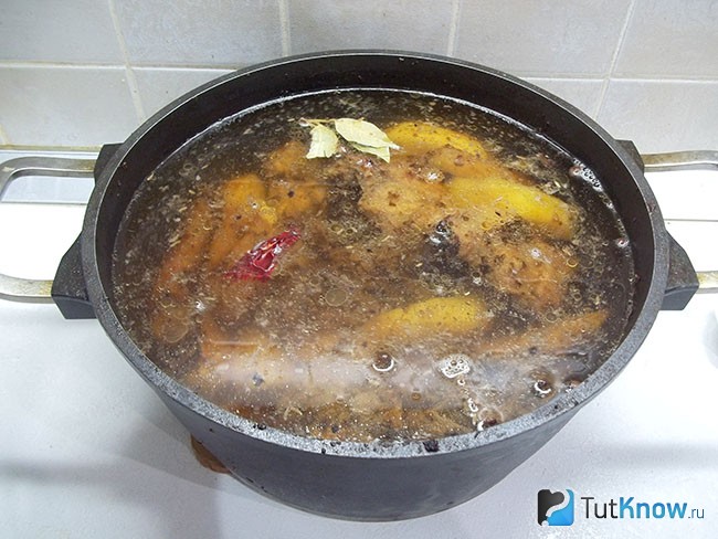 Продукты залиты водой