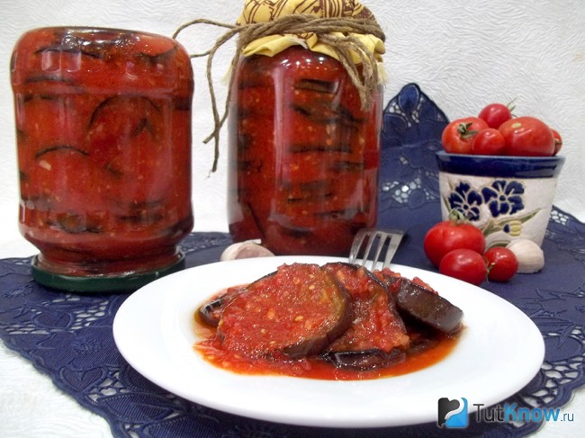 Готовые баклажаны с аджикой