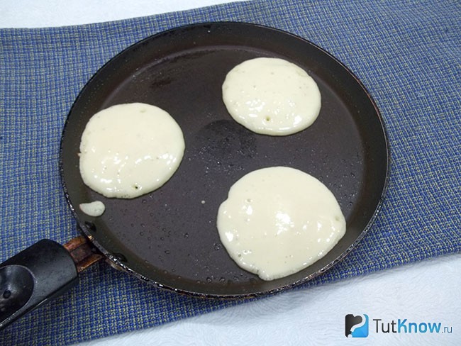 Панкейки жарятся