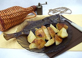 Камбала с картофелем в духовке