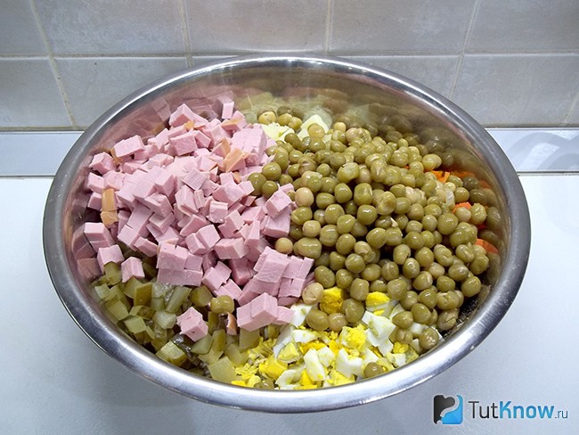 К продуктам добавлен зеленый горошек