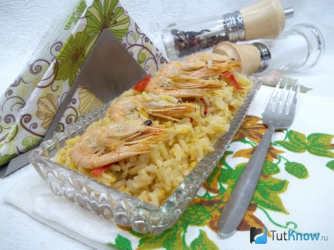 Готовая паэлья с креветками