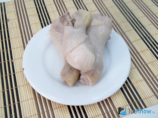 Куриное мясо отварено