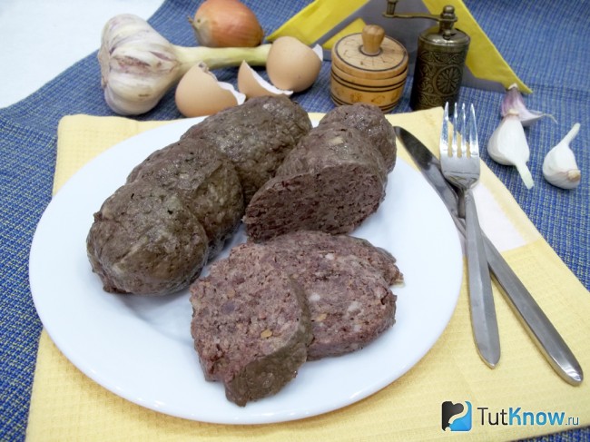 Готовая домашняя колбаса из субпродуктов