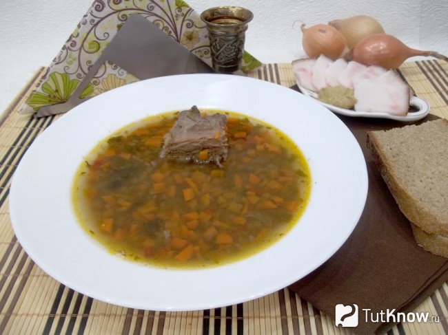 Готовый суп с чечевицей