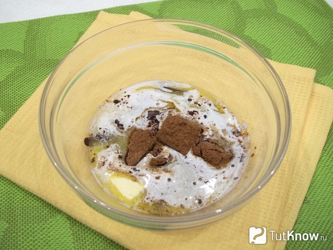 Шоколад с маслом и какао растоплены