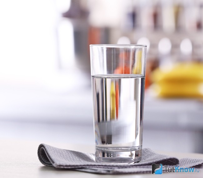 Питьевая фильтрованная негазированная вода