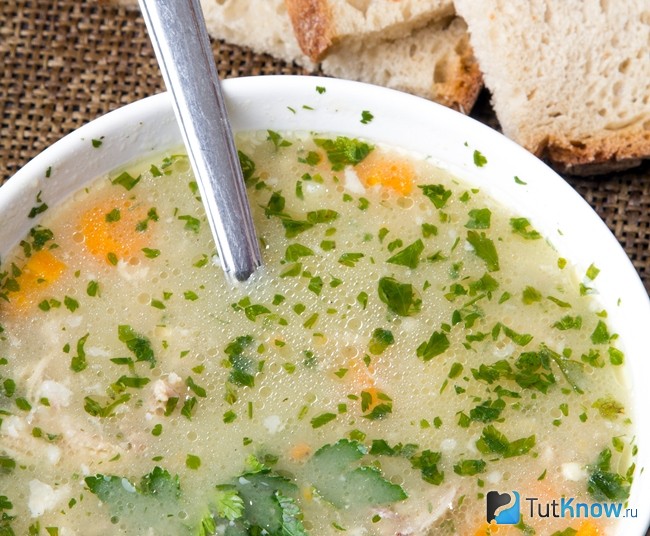 Суп с кусочками мяса