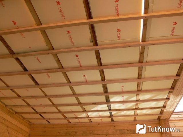 Теплоизоляция потолка с помощью пенопласта