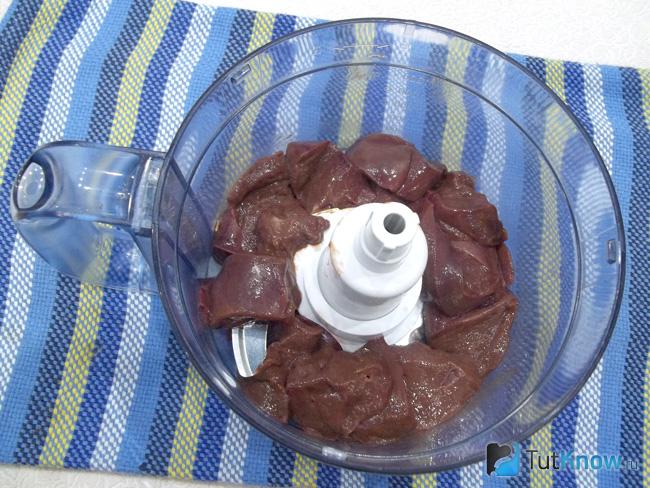 Печень опущена в комбайн