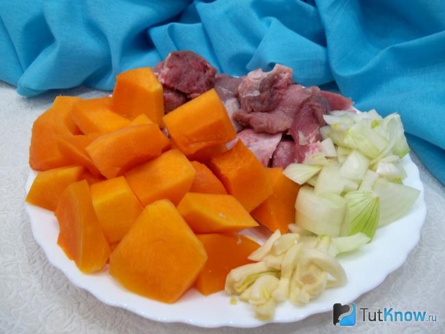 Все продукты нарезаны