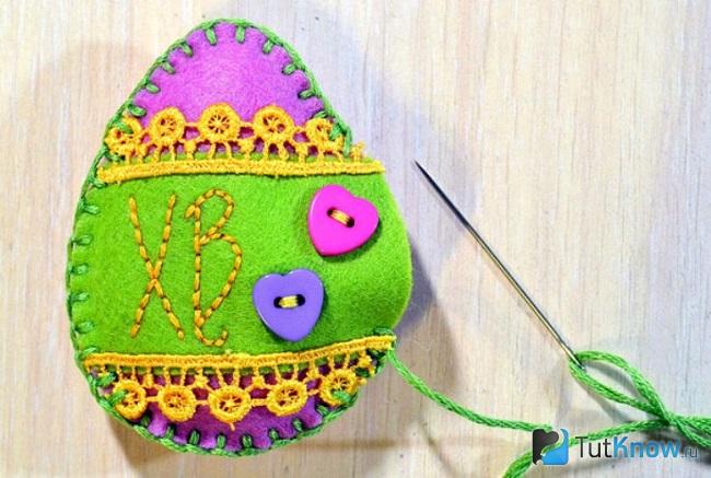 Яйцо для декора из ткани