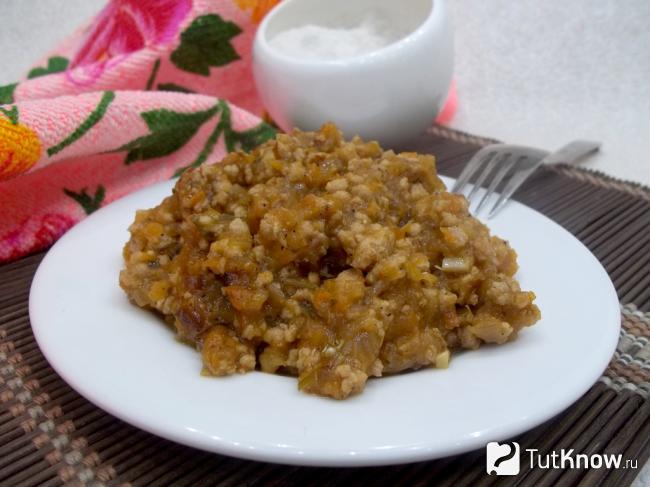 Готовый мясной фарш тушеный с кабачковой икрой