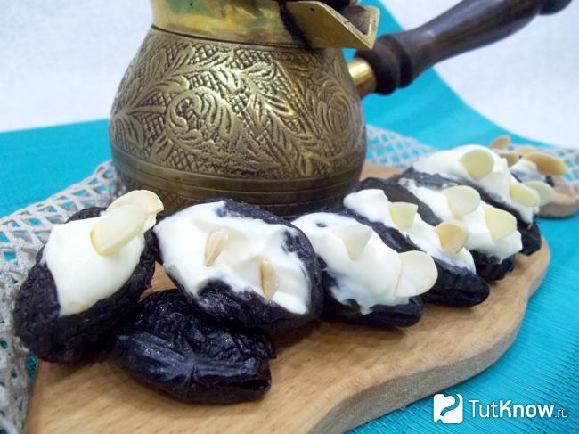 творожная масса с черносливом рецепт. 1492169533 1. творожная масса с черносливом рецепт фото. творожная масса с черносливом рецепт-1492169533 1. картинка творожная масса с черносливом рецепт. картинка 1492169533 1. Энергетическая ценность Творожная масса с черносливом составляет 343 кКал.