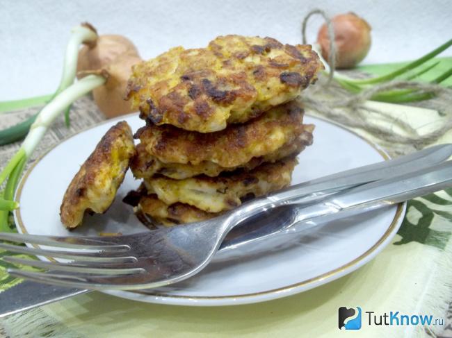 Готовые рубленые котлеты из курицы