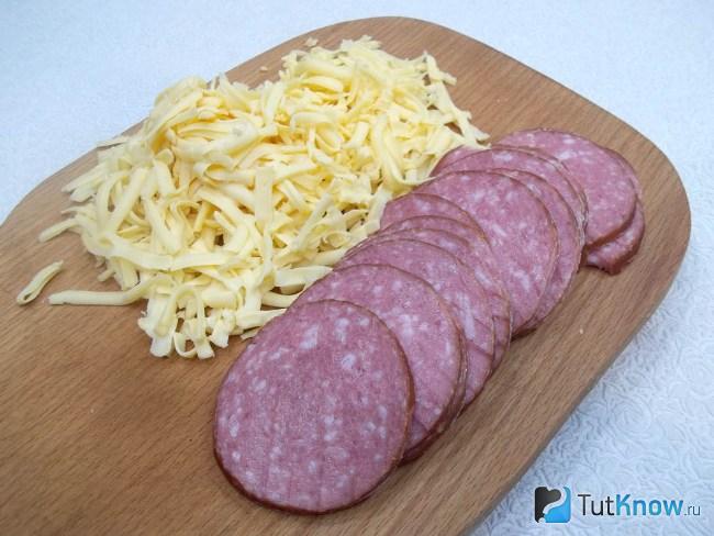 овощная пицца с кабачком и баклажаном. 1502635225 5. овощная пицца с кабачком и баклажаном фото. овощная пицца с кабачком и баклажаном-1502635225 5. картинка овощная пицца с кабачком и баклажаном. картинка 1502635225 5. "Что приготовить из кабачков?", "Дайте рецепт с баклажанами!" — взывают хозяйки на кулинарных форумах. Предлагаем использовать баклажаны и кабачки не совсем традиционно. Первые станут начинкой для пиццы, а вторые. сами превратятся в необычную овощную пиццу, причем ее рецепт можно изменять до бесконечности.