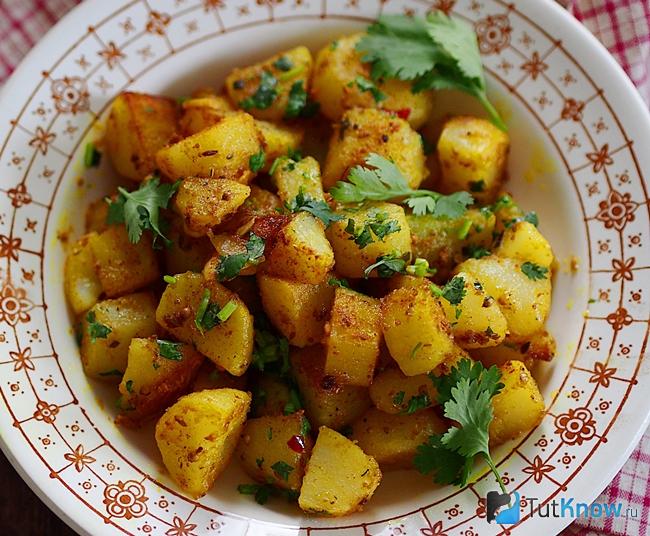 Картошка с куркумой