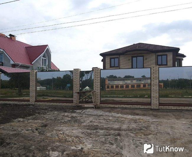 Строительство забора из стекла