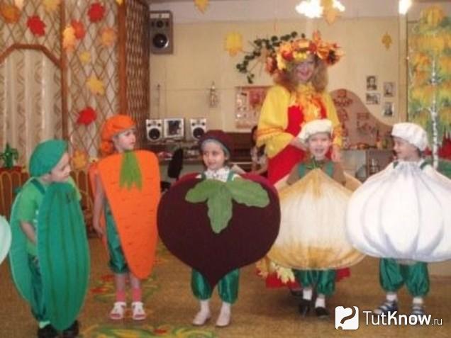 Дети на празднике тыквы