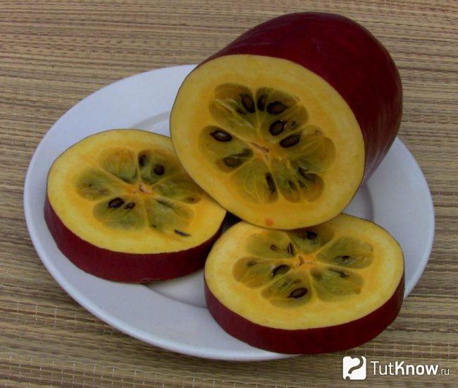 Плод сиканы душистой