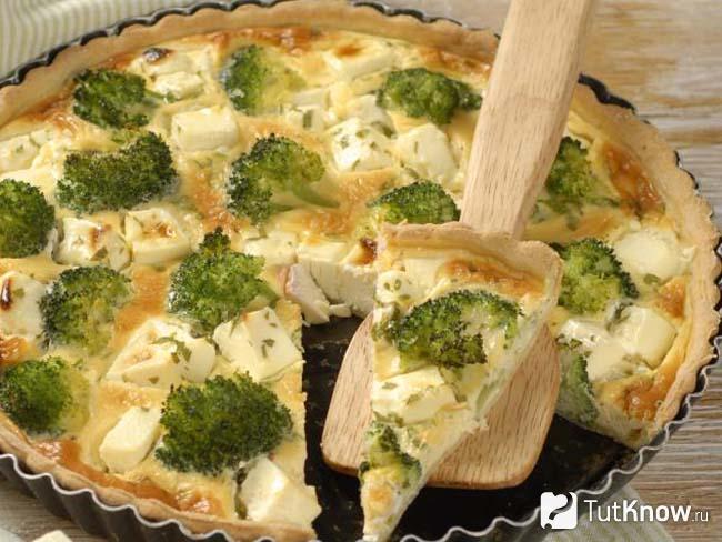 Пирог с брокколи и сыром: рецепт в мультиварке