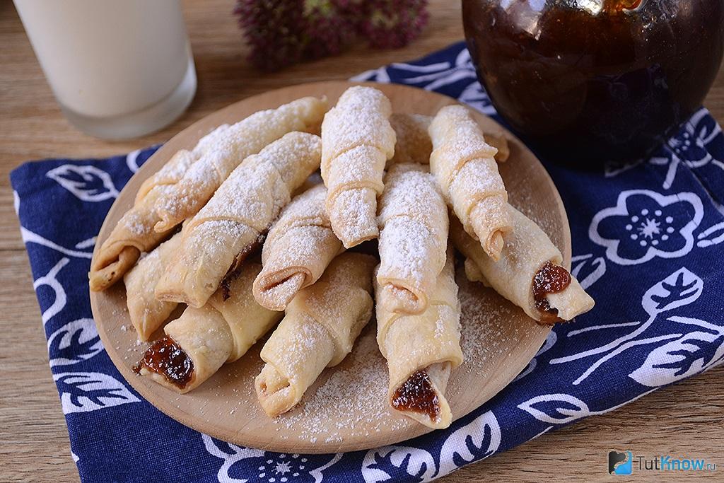 Рогалики из песочного теста со сгущенкой рецепт