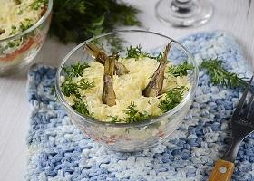 Салат со шпротами «Рыбки в пруду» с пошаговыми фото