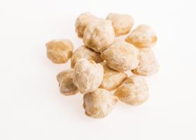 Орехи кукуи — плоды свечного дерева