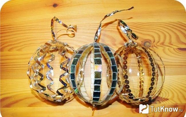 Три ёлочные игрушки из пластиковой бутылки