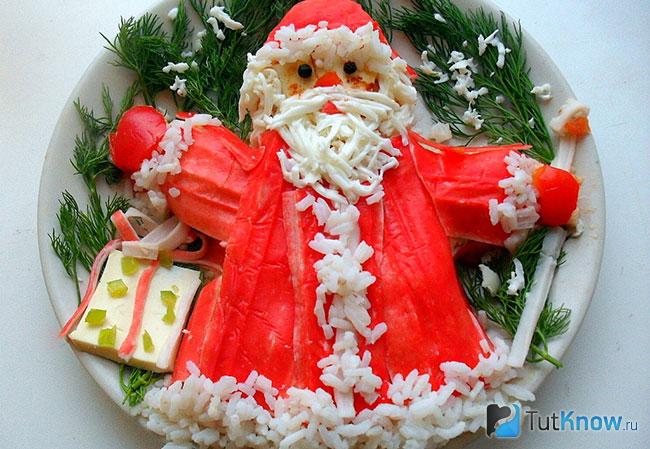 Салат в виде деда Мороза