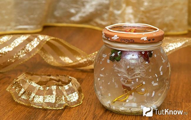 Украшение для снежного шара из блестящей тесьмы