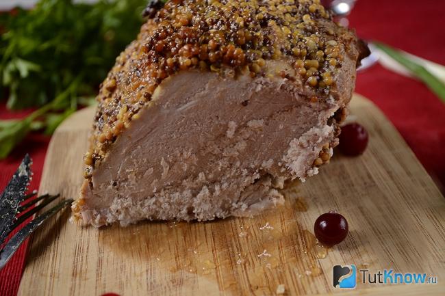 Запечённое свиное мясо с горчицей