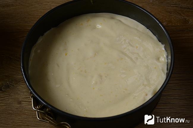 Шарлотка готова к запеканию