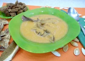 Сливочный тыквено-морковный крем-суп с грибами
